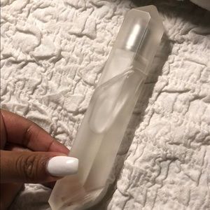 KKW perfume